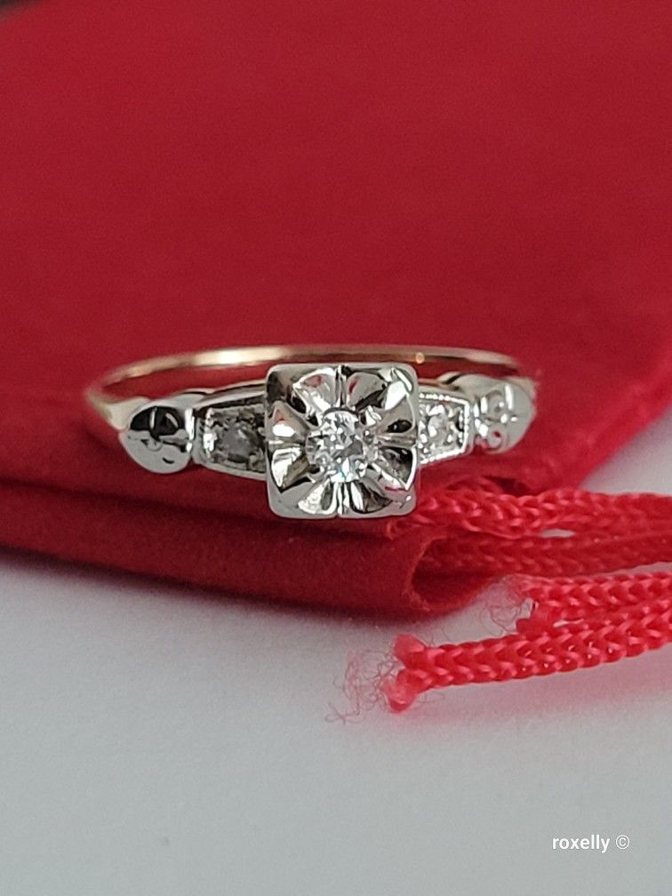 ⛔️RESERVED⛔️14k Size 6.25 Beautiful Solid Yellow and White Gold Diamond Art-Deco Ring! 👌🎁Post Tags: Anillo de Oro