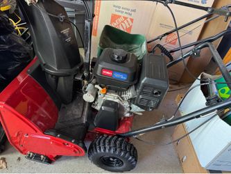 Toro 1000 snowblower basically new