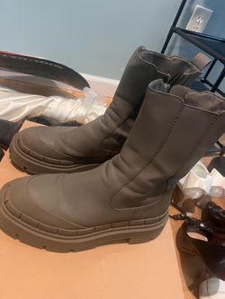 ZARA Olive Green Chunky Lug Sole Boots - Women's Size 40