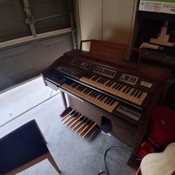 Baldwin Fanfare Delux