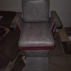 Vintage Barber Chair 