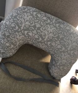 My Brest Friend Nursing Pillow with strap the BEST
