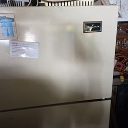 Hotpoint Refrigerator 