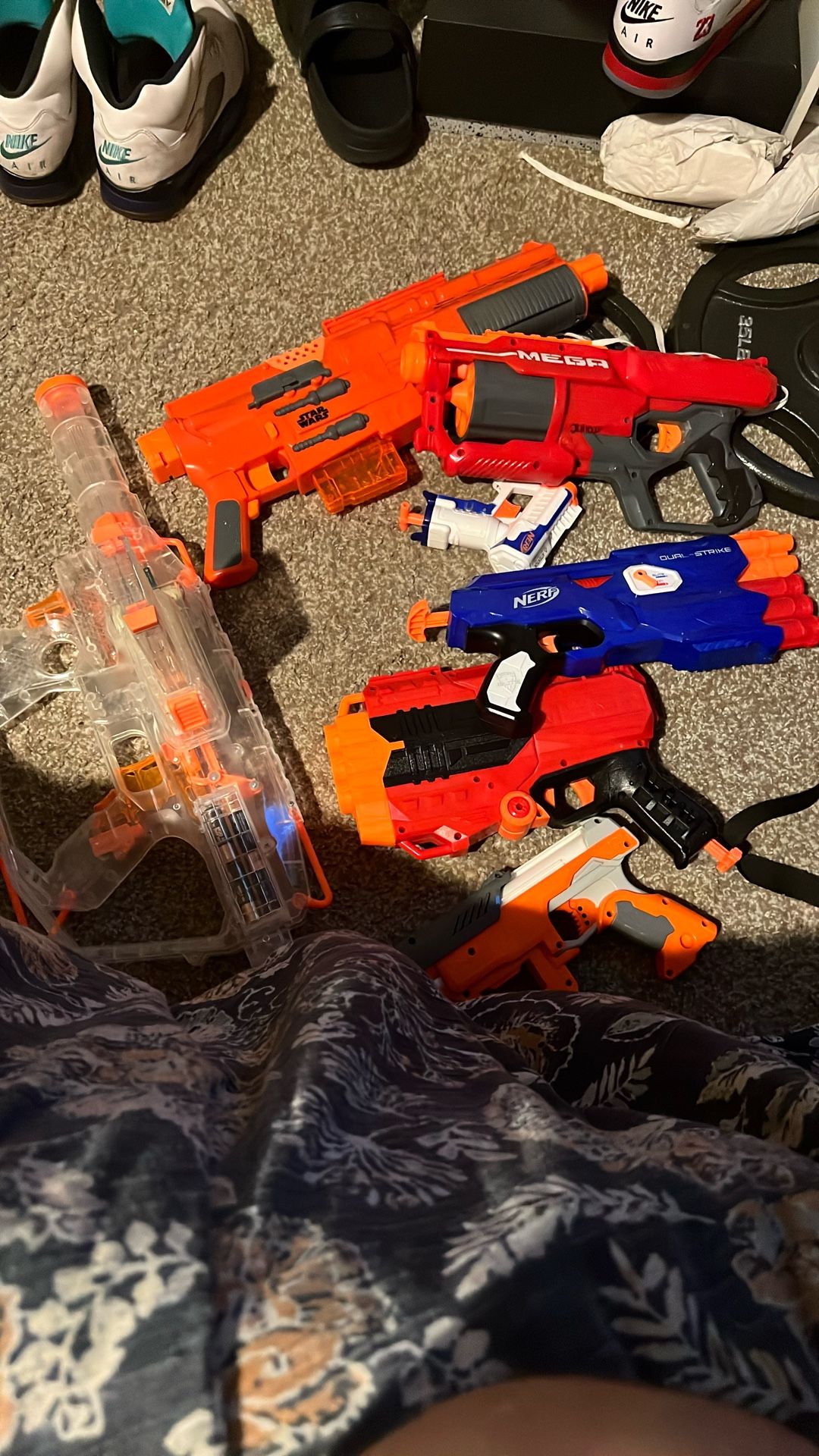 Random Nerf Guns