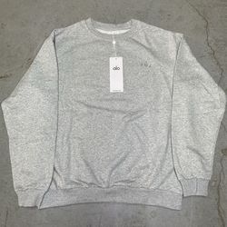 Alo Yoga Grey Crewneck Sweatshirt – New w/ Tags