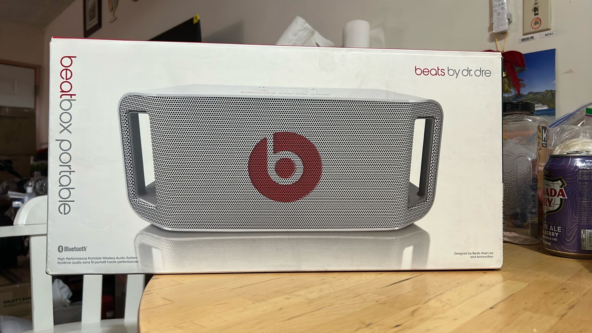 Beats By dr. dre : Beatsbox portable 