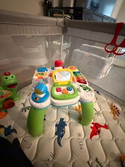 LeapFrog Little Office Learning Center Activity Table