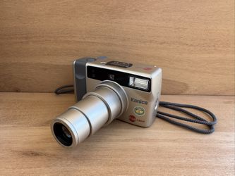 Vintage Konica Z-up 130e 35mm Point and Shoot Camera
