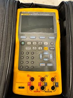 Fluke 754 Documenting Process Calibrator