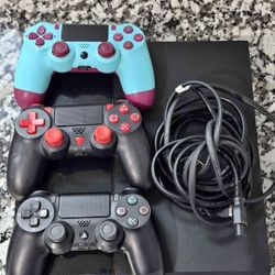 Ps4 Console/Cord And Controllers/Hdmi 