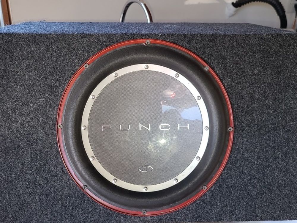 Rockford Fosgate Punch P2 12 Inch Subwoofer and Enclosure