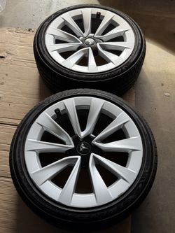 Tesla Model 3 Rims And Tires 235/40/19