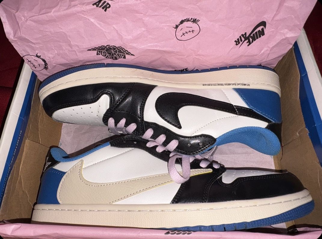 Jordan 1 Travis Scotts Fragments