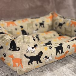 Like New! Pet Cuddler Bed