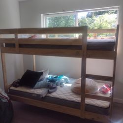 Bunk bed Free