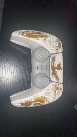 Ps5 controller Ghost of Yotie limited edition