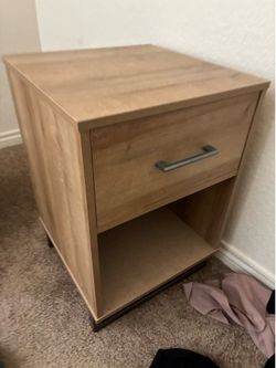 Night stand nice