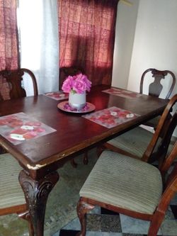 Dinning table/comedor