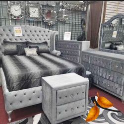 Velvet 4 Pcs Bedroom Sets Queen or King Beds Dressers Nightstands Mirrors Finance and Delivery Available Deanna 