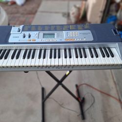Casio Lk 110 Lighted Keys Keyboard.