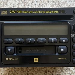 Stereo from 2002 Toyota Sequoia JBL A56817