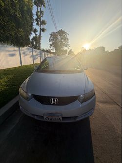 2010 Honda Civic Coupe – Runs & Drives – Damaged – OBO