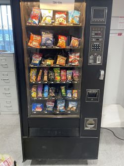 Snack Vending Machine For Sale
