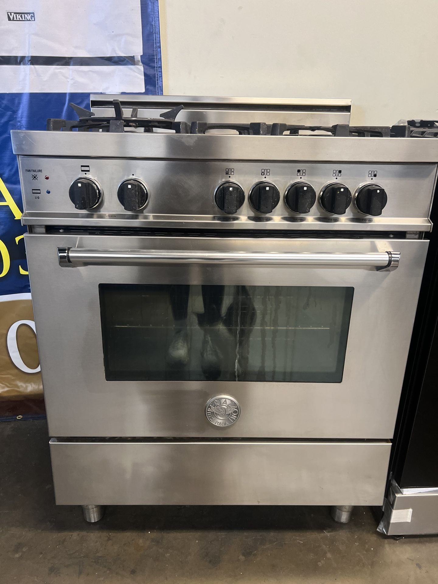 BERTAZZONI 30”WIDE GAS RANGE STOVE IN STAINLESS STEEL