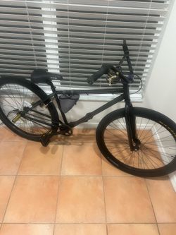 Gt performer 29 wheelie bike