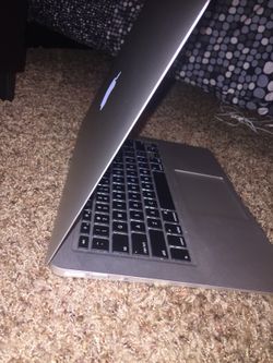 MacBook Air ! Pristine condition