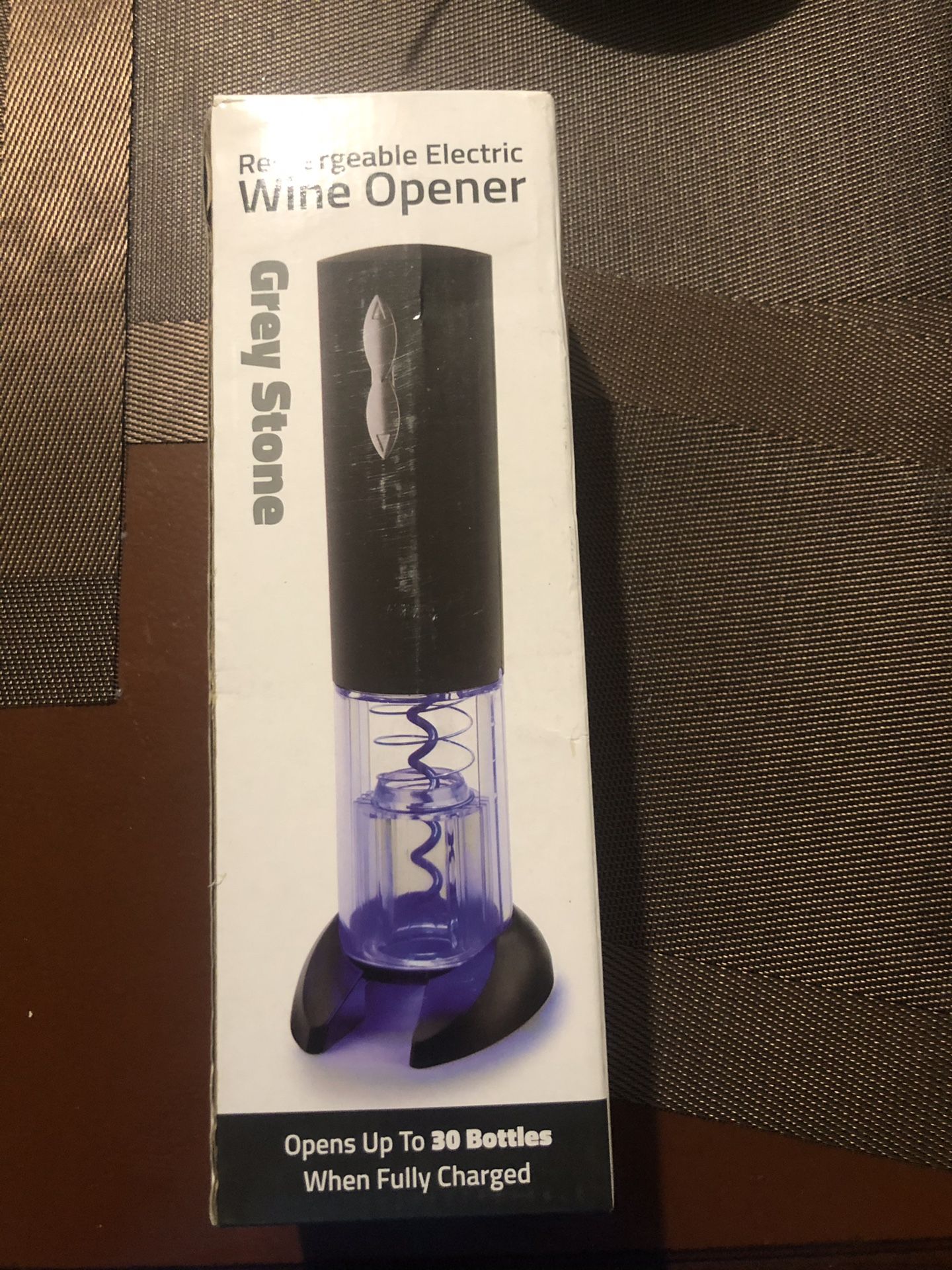 Rechargeable wine opener