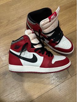 Jordan 1 Chicago Lost and Found size 6