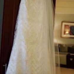 2 Wedding Dresses Size 14, Veil, Shoes Clutch All For $400
