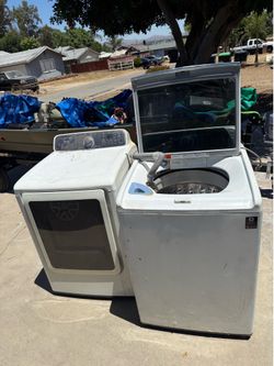 Samsung washer and gas dryer