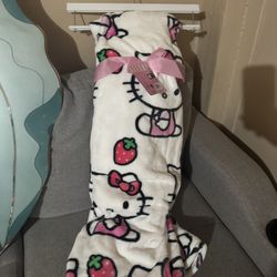 Hello Kitty Strawberry Blanket