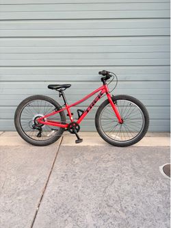 TREK PRECALIBER YOUTH BIKE 24” Wheels