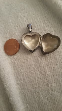 Sterling silver 925 heart locket etched pendant