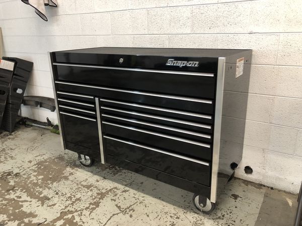 snap on toy box