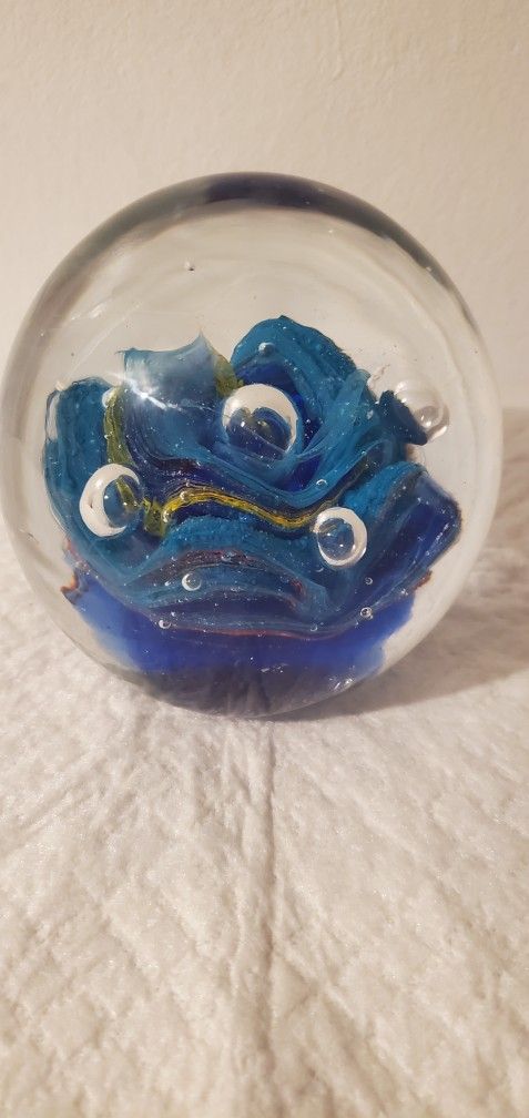 ART GLASS PAPERWEIGHT