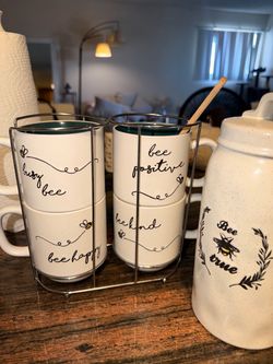 Bee Coffee Cup Set