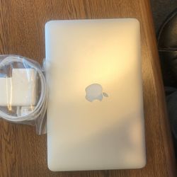Apple MacBook Air 11.6 Inch Refurbished 