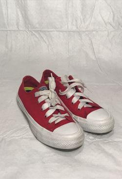 Converse tennis shoes