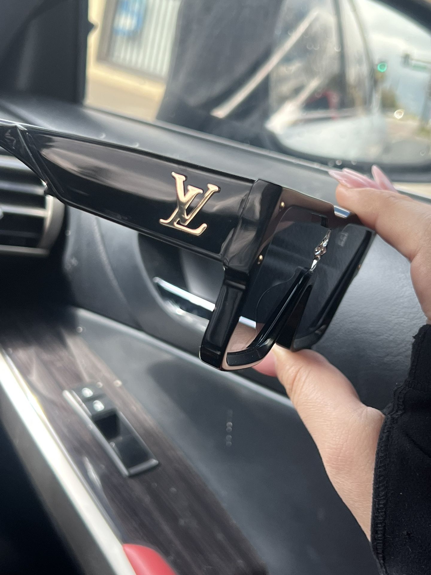 pink lv car accessories