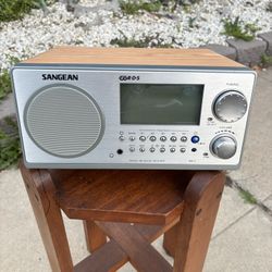 Sangean WR-2 FM RDS Table Alarm Clock Radio Working
