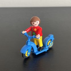 Playmobil Special Boy Scooter 4538 Dinosaur Shirt Vintage 1998 Complete
