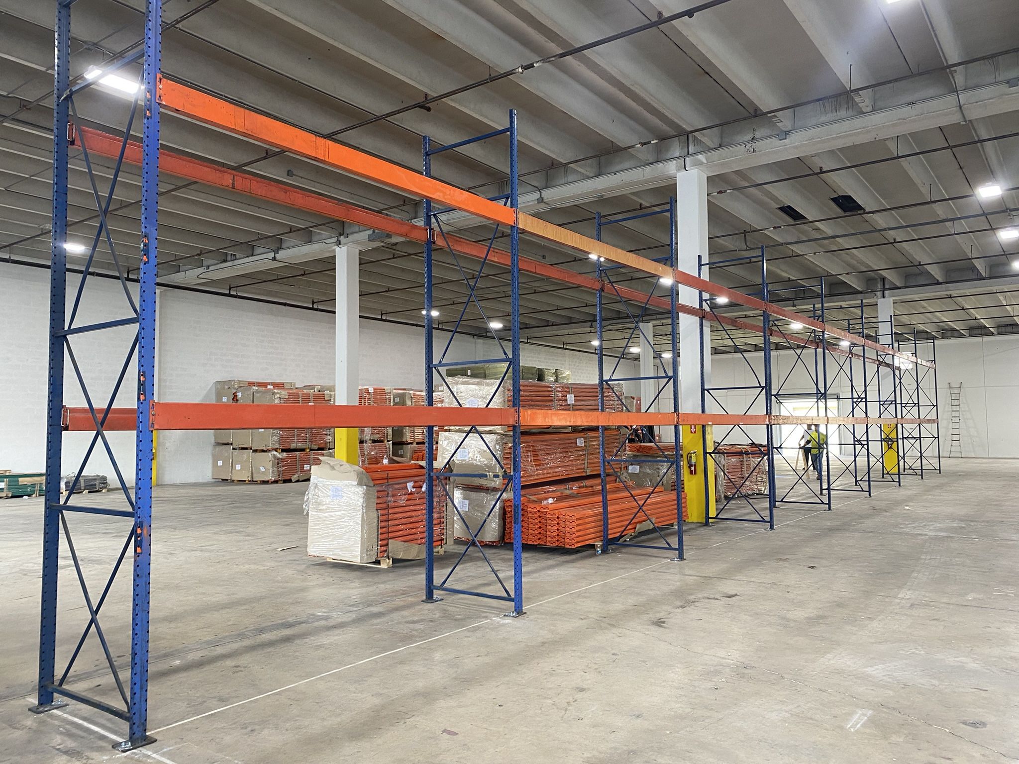 PALLET RACKS POSITION NEW AND USED CONDITION