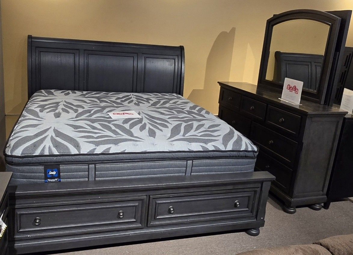 King Bed And Dresser