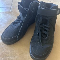 Nike Size 5 Boys 