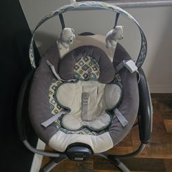 Graco Baby Swing