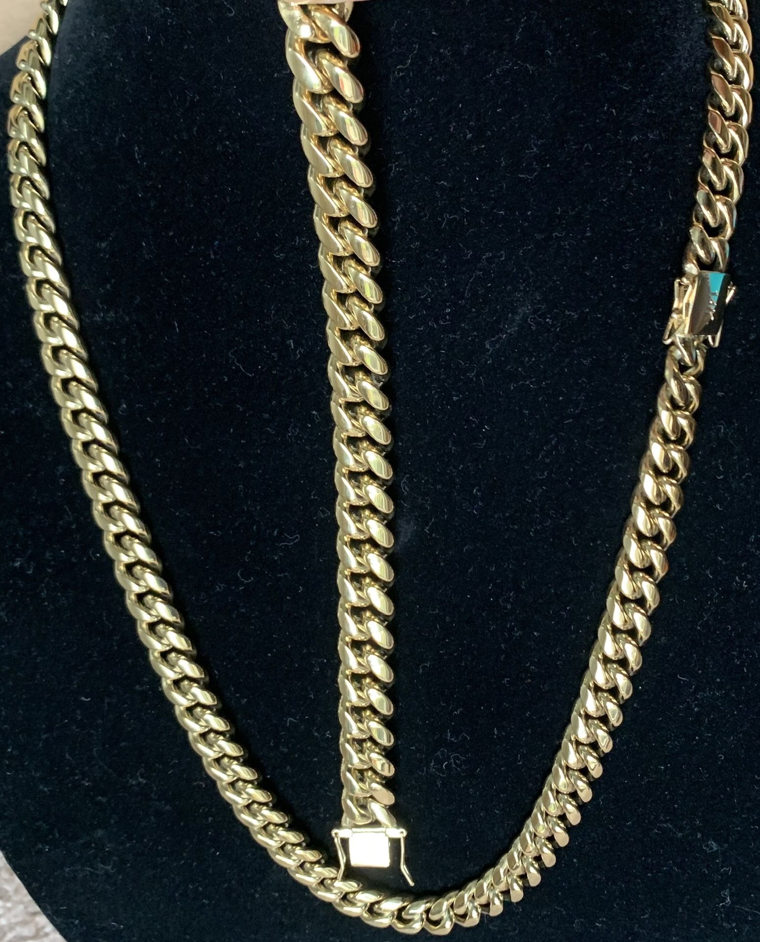 Gold Cuban Link Chain & Bracelet Set